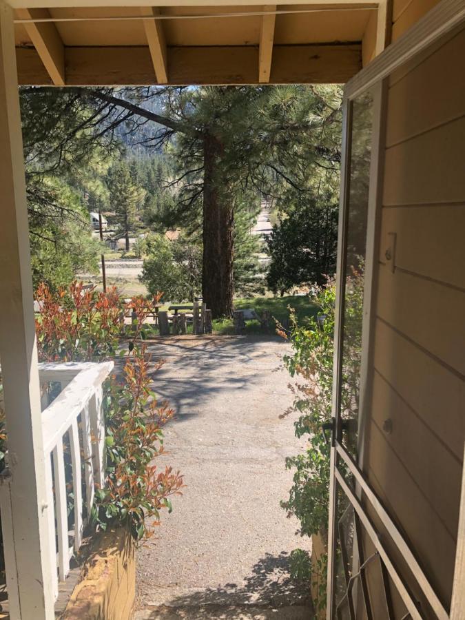 Mountain View Cabins Wrightwood Eksteriør bilde